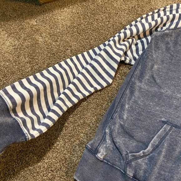 State Forest Hoodie - Picture 5 of 10